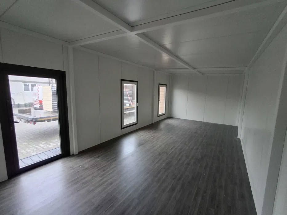 bungalow de type studio ou bureau de vente