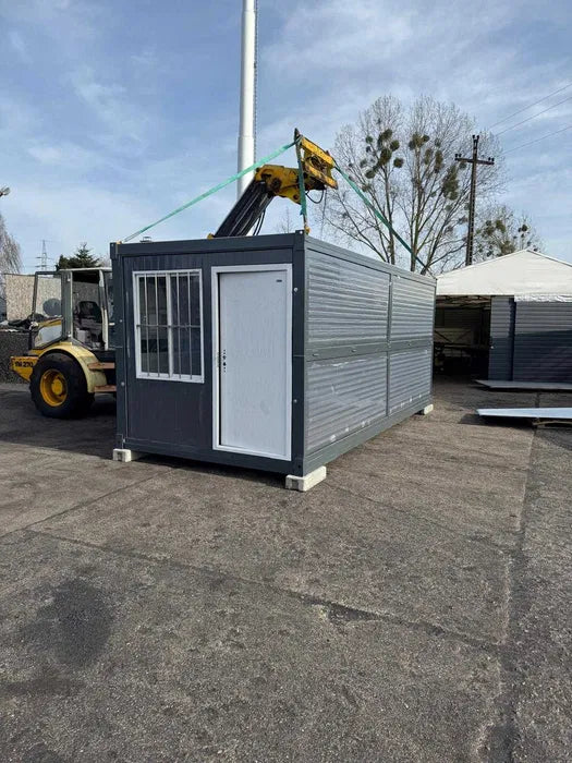 Conteneurs Pliables et Assemblés – Neufs, Isolés et Polyvalents 3 variantes;