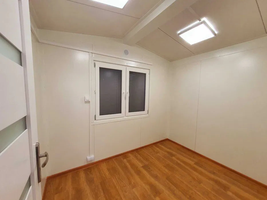 Maison Mobile Modulaire 8 x 3 m – Neuve et Isolée